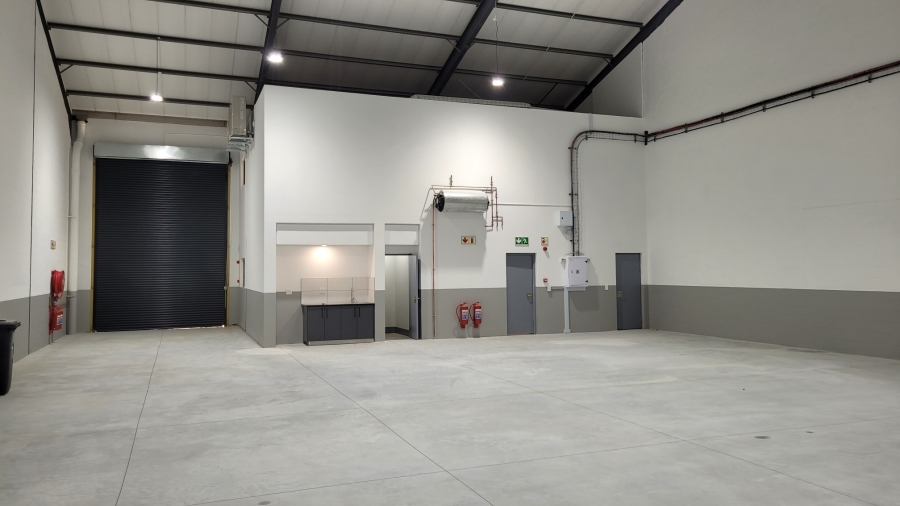 To Let commercial Property for Rent in Stikland Western Cape